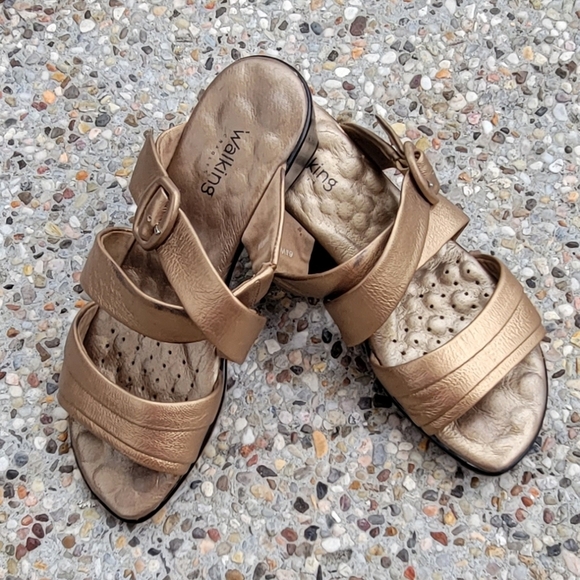 Walking Cradles Shoes - Walking Cradles  metallic leather sandals 6,5WW